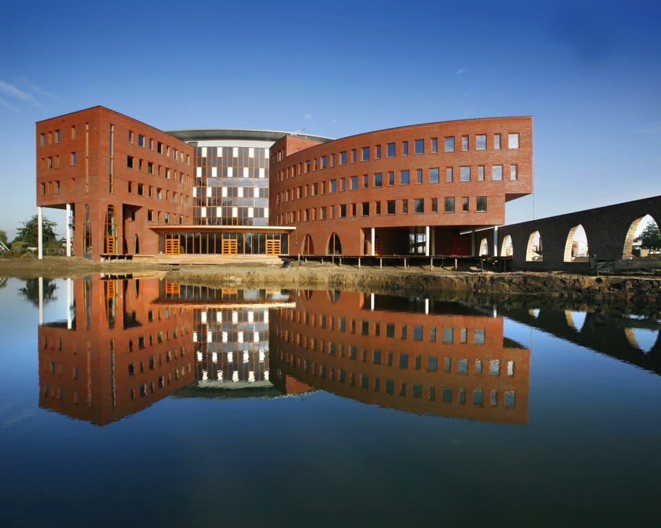 Kantoorgebouw van waterschap Rivierenland